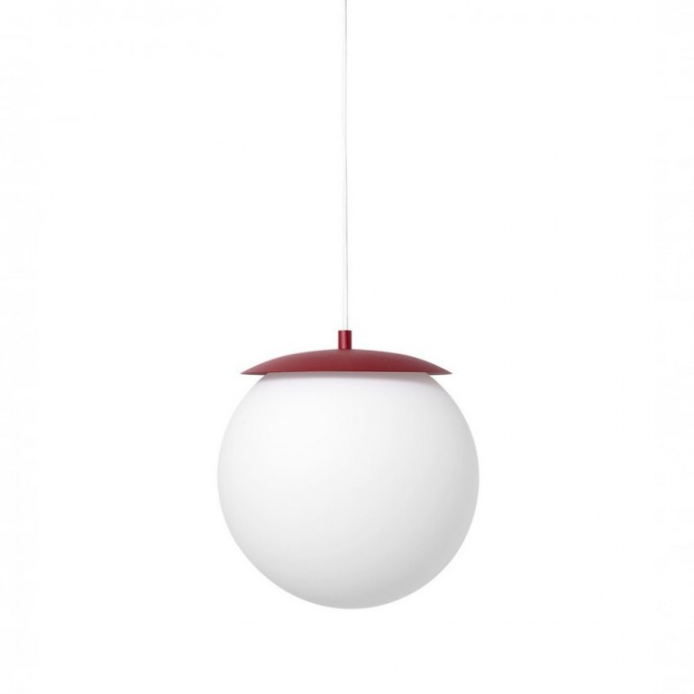 KUUL E taklampa i vinröd färg